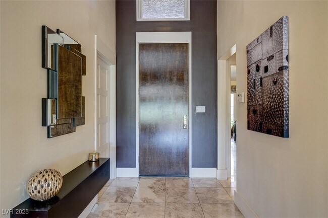 Foto del edificio - 7277 Mission Hills Dr