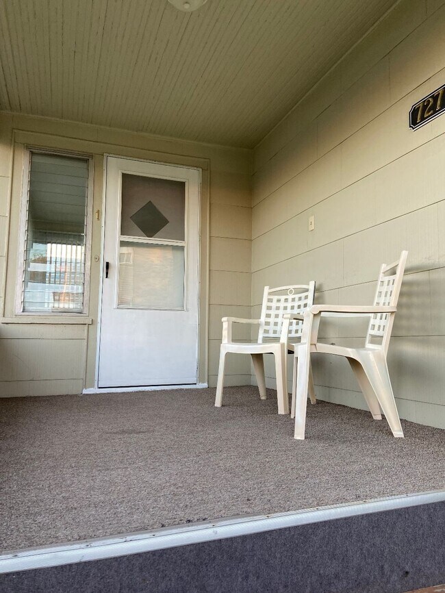 front porch - 727 5th St