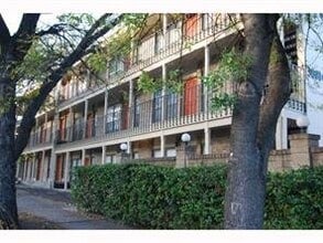 Building Photo - 3000 Guadalupe St