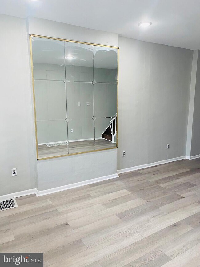 Foto del edificio - 4113 Tower St