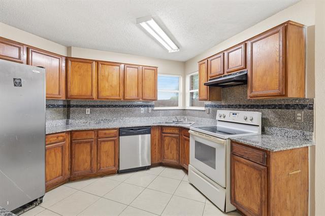 Foto del edificio - 6720 Elk Trail