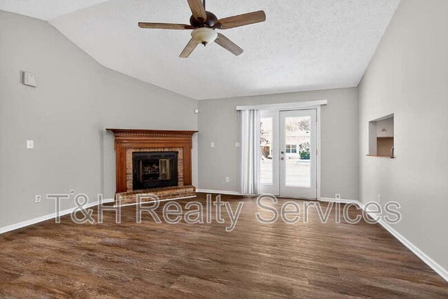 Building Photo - 6016 McClellan Ct