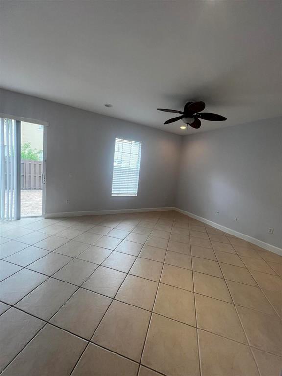 Foto del edificio - 8657 Blaze Ct