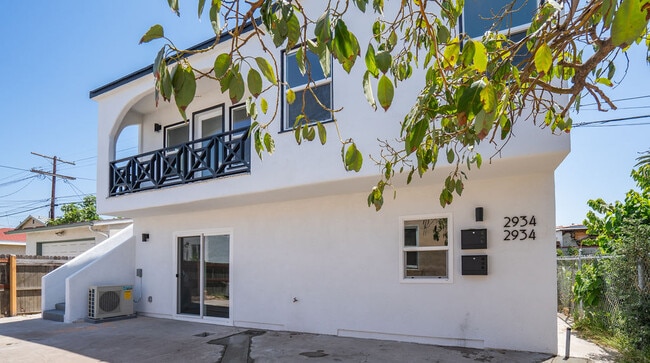 Building Photo - 2934 Somerset Dr