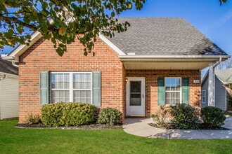 Building Photo - 2009 Liberty Dr
