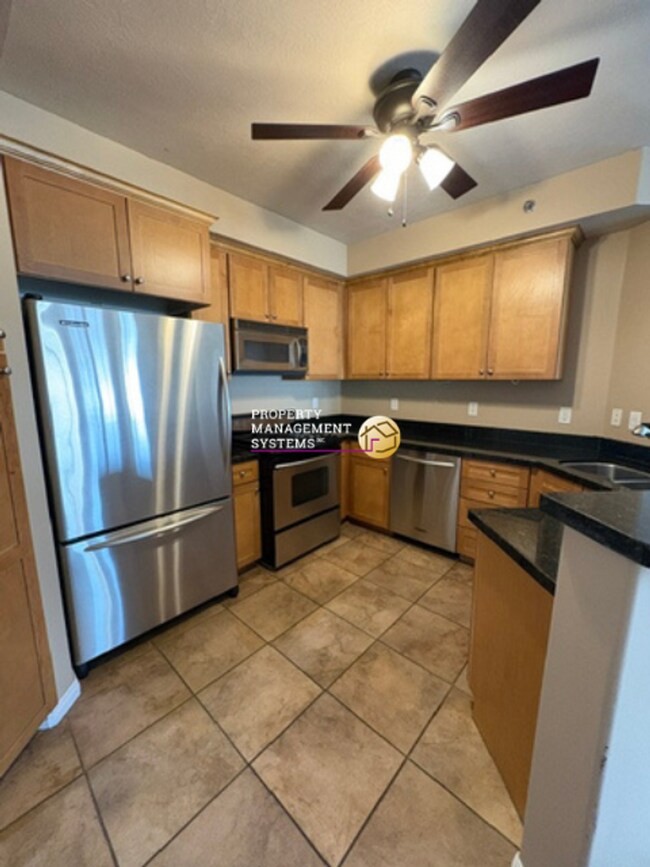 Foto del edificio - 2 Bedroom Condo in Gateway!