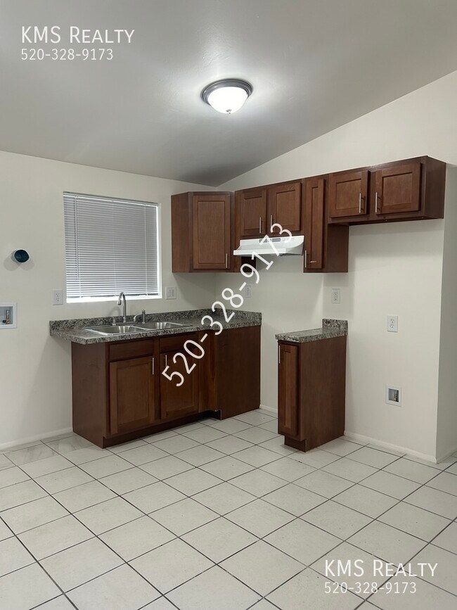 Foto del edificio - 5126 E Bellevue St