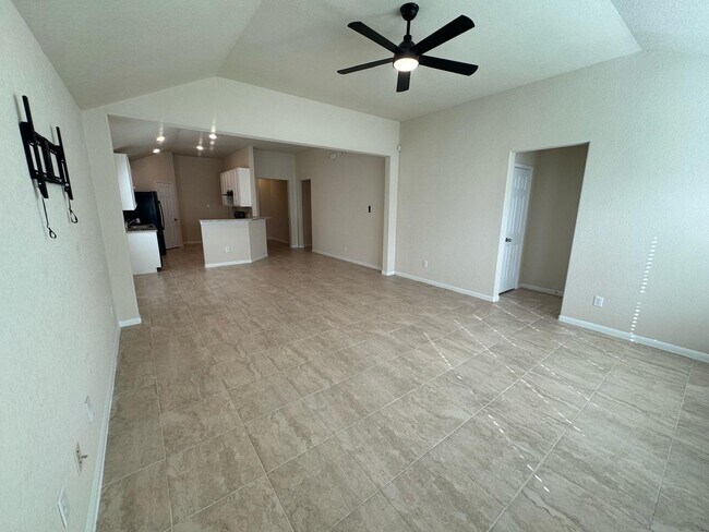 Foto del edificio - 18323 Spruce Tree Line Trl