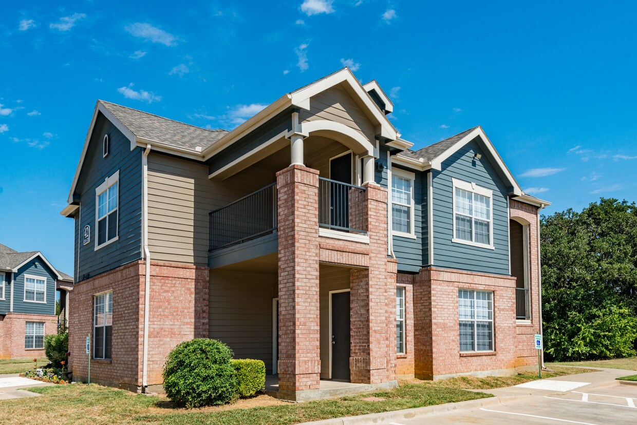 Waterford at Spencer Oaks Apartments Denton, TX