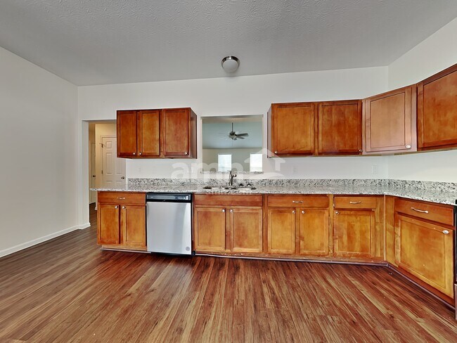 Building Photo - 4206 N Gensen Loop