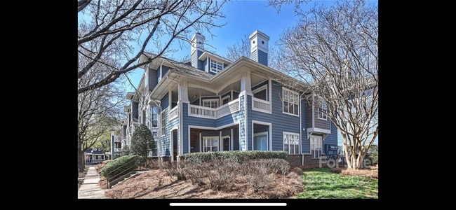 Building Photo - 2210 Sumner Green Ave
