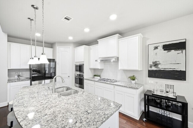 Foto del edificio - 2239 Falcon Brook Dr