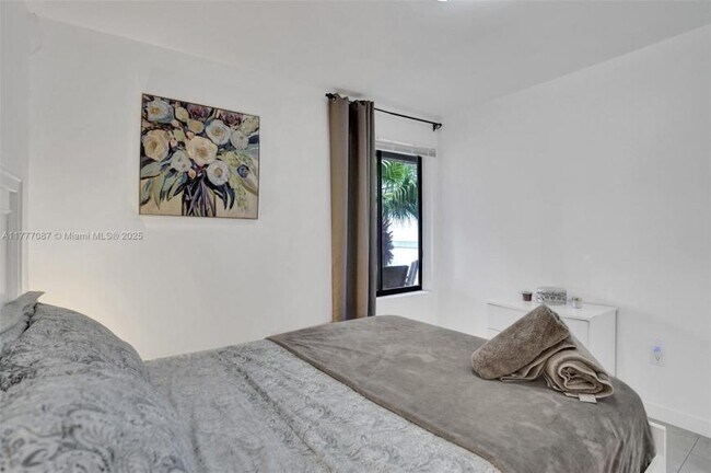 Foto del edificio - 5 bedroom in North Miami Beach FL 33179
