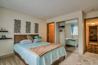 Park Terrace/ Lake Christine Village photo'