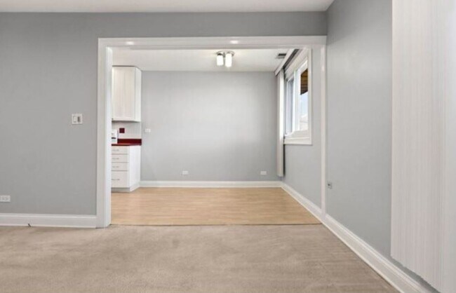 Dining Area - 2600 Brookwood Way Dr