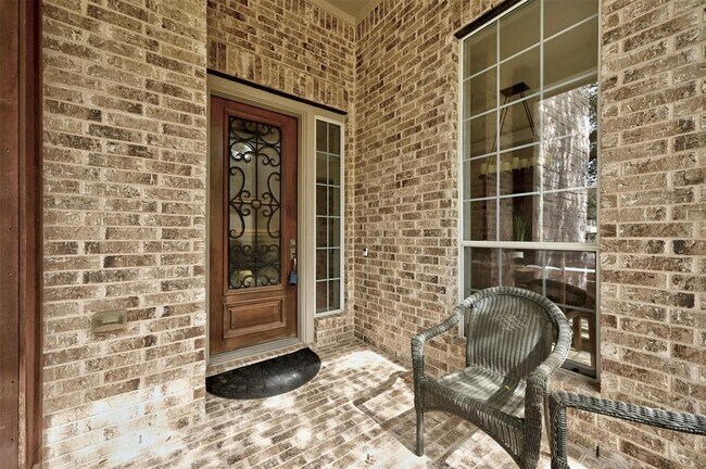 Building Photo - 7200 Mitra Dr