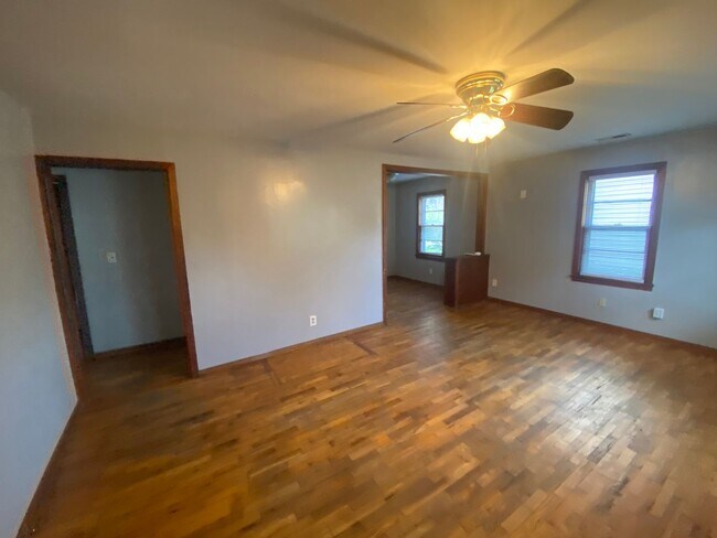 Foto del edificio - 507 N Meridian Ave