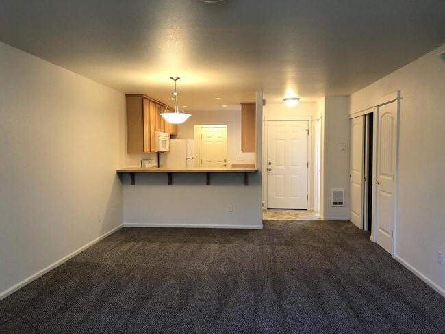 Building Photo - 2444 SW 23rd St