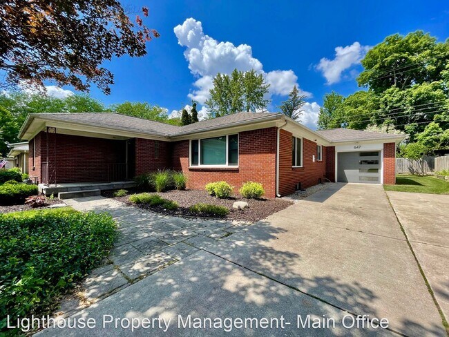 Building Photo - 4 br, 3 bath House - 647 Sligh Blvd NE