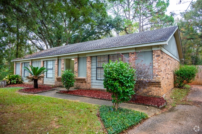 Building Photo - 9151 McFarland Ct
