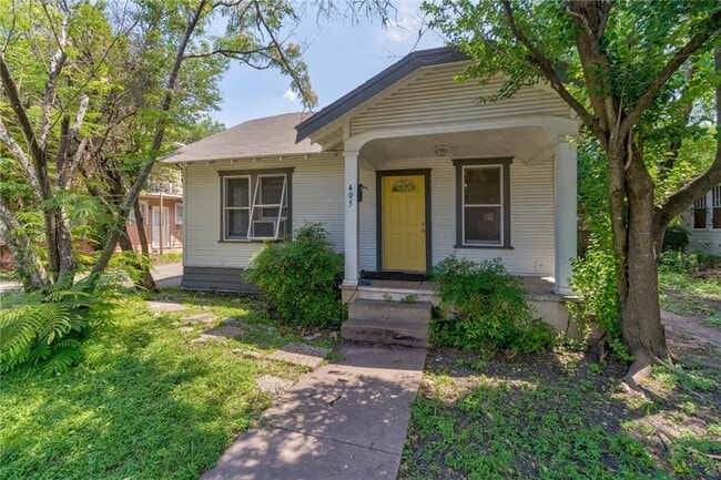 Building Photo - 405 E 38th St