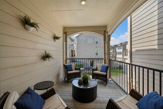 Building Photo - 8910 Terrace Pass Dr