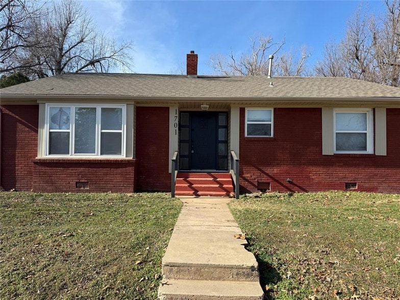 Photo - 1701 N Barnes Avenue Unit