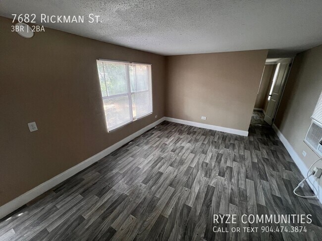 Building Photo - 7682 Rickman St