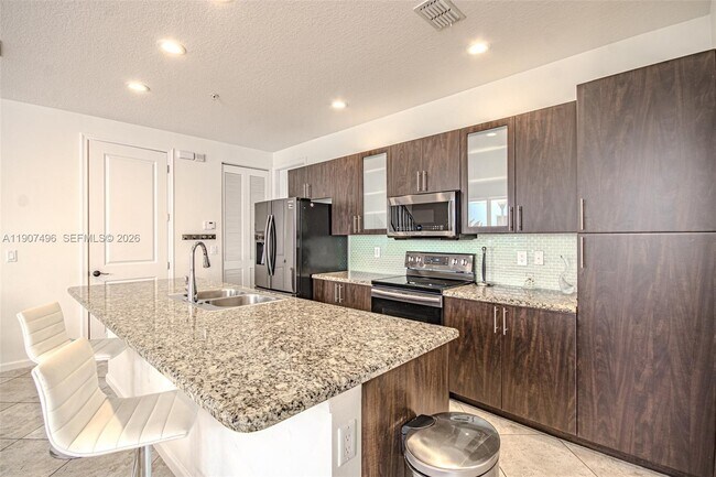 Foto del edificio - 1430 NW 48th Dr