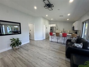 Building Photo - 17201 SW 142nd Ct