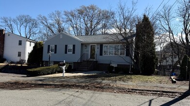 Building Photo - 23 Orchard Ave