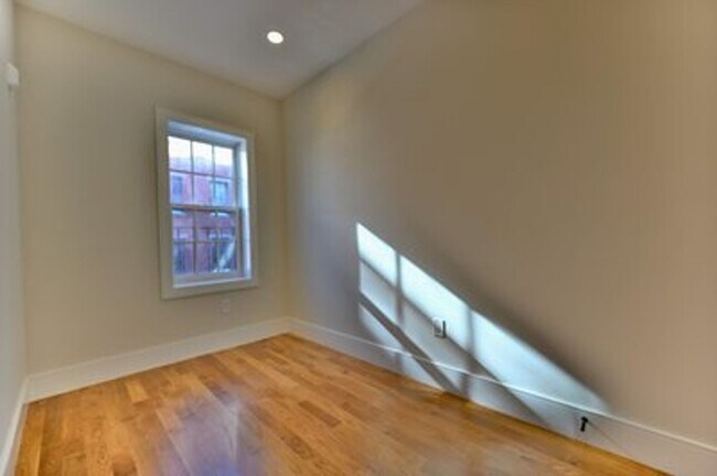 Building Photo - Brand New Gut Renovation 2 Bed in Bay Village on Winchester St