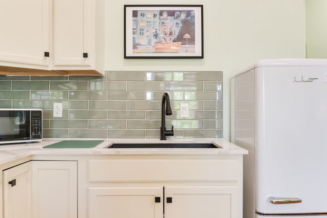 Building Photo - 2201 NW 12th St