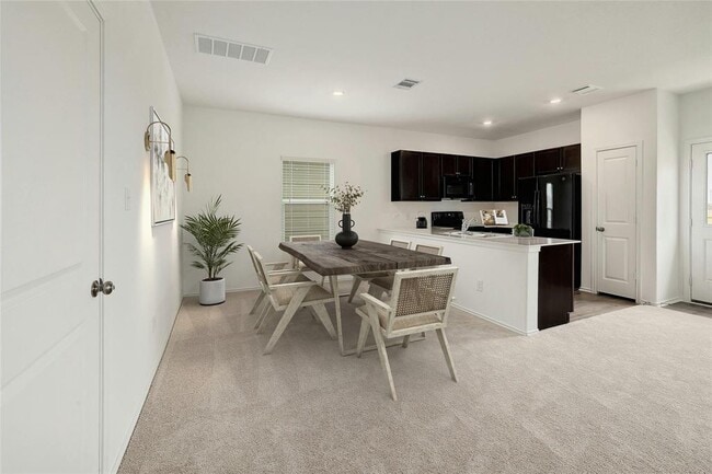 Building Photo - 916 Rancho Del Cielo Lp