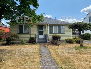 Building Photo - 2925 Field St
