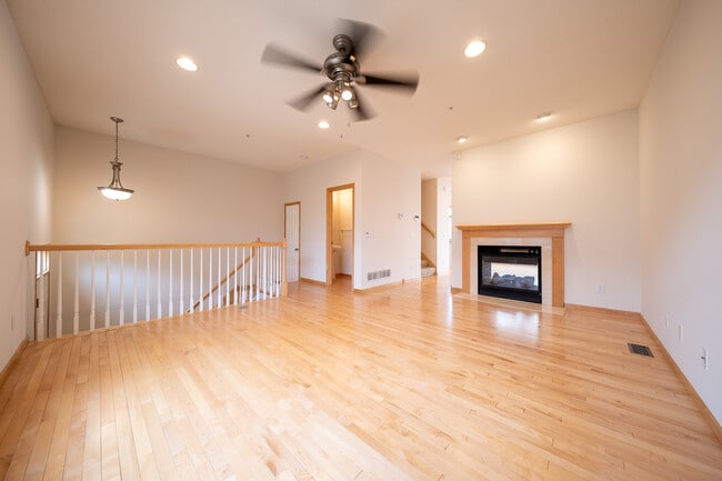 Building Photo - 15579 Junegrass Ln