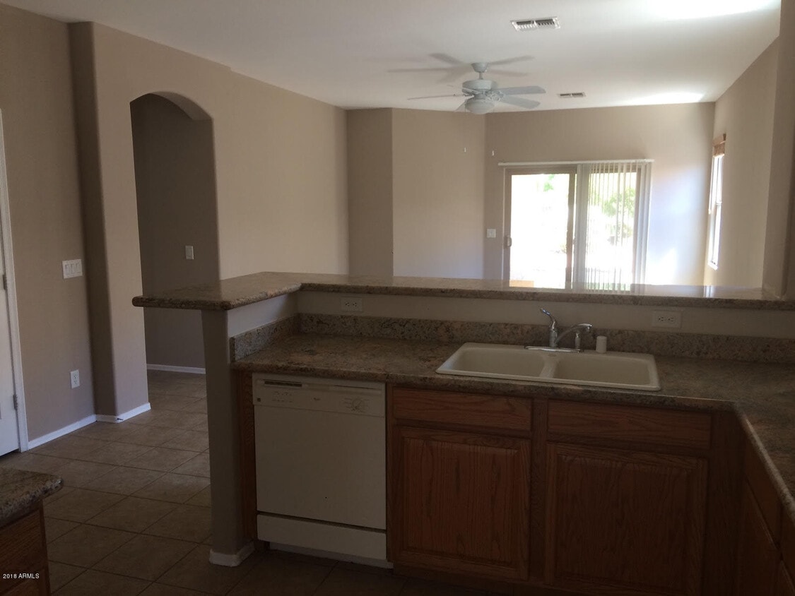 Building Photo - 4147 S Bandit Ct