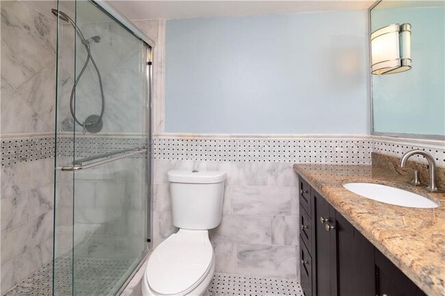 Building Photo - 1811 Sabal Palm Dr