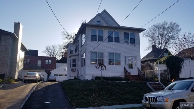 Primary Photo - 69 Elliott Pl