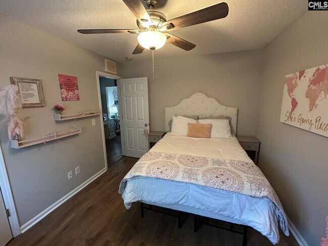 Foto del edificio - 158 Flinchum Pl