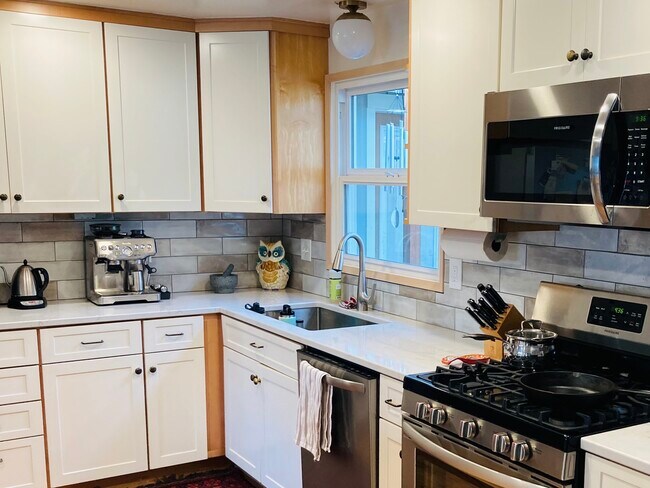 Foto del edificio - 1320 NW 27th St