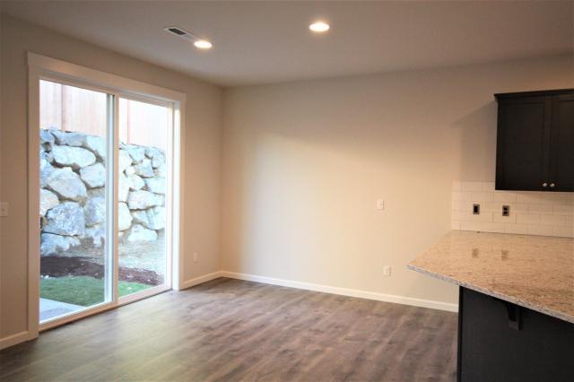 Foto del edificio - 5 bedroom in Lake Stevens WA 98258