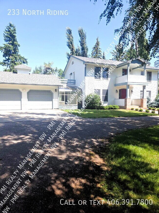 Foto del edificio - 233 North Riding-