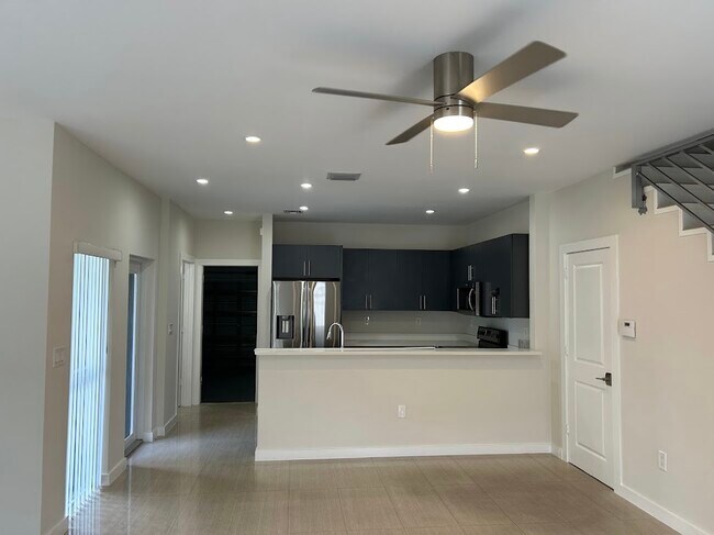Foto del edificio - 420 SE 16th St