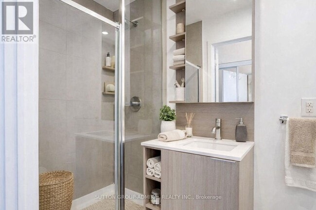 Photo du bâtiment - 170 Sumach St