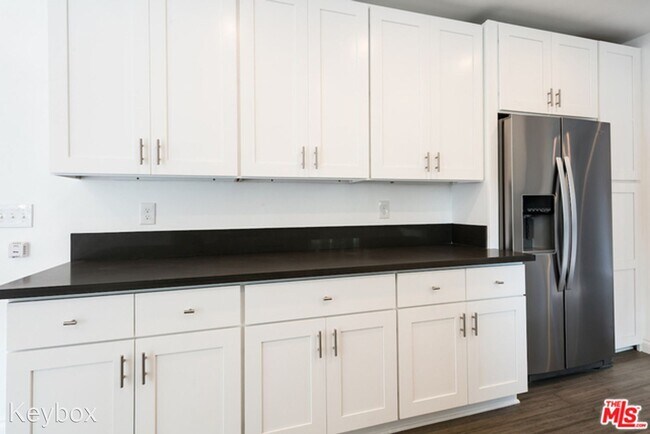 Building Photo - 2 br, 2 bath House - 602 Marine Street