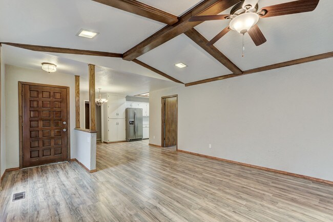 Building Photo - 7916 Harvest Hills Rd