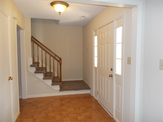 Building Photo - 1617 Jeffrey Bryan Dr