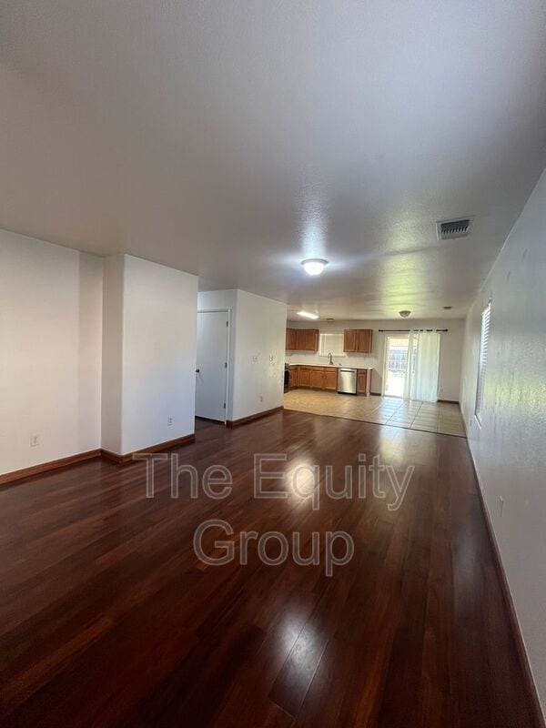 Foto del edificio - 4225 S Cindy Ct