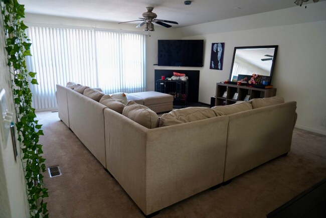 Building Photo - 8550 Tidewater Dr